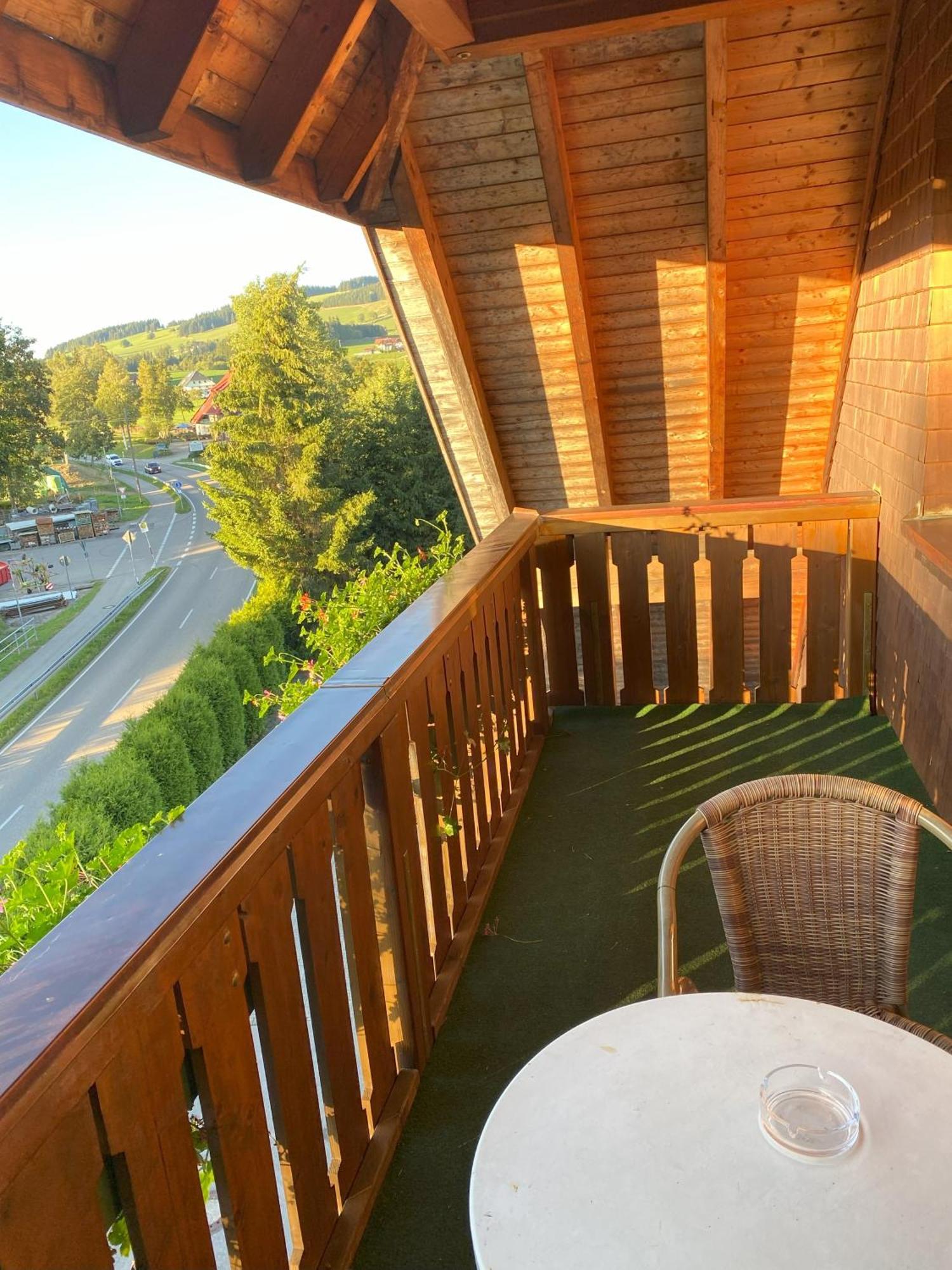 Hotel Faller ไบรท์เนา ภายนอก รูปภาพ