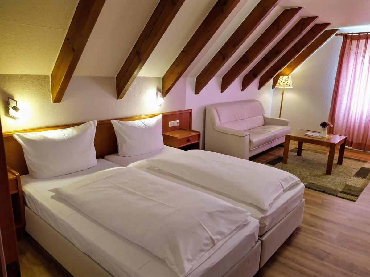 Hotel Faller ไบรท์เนา ภายนอก รูปภาพ